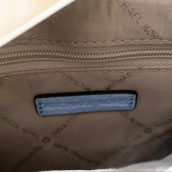 NWT Michael Kors Blue Jet Set Travel Crossbody - Picture 10 of 13